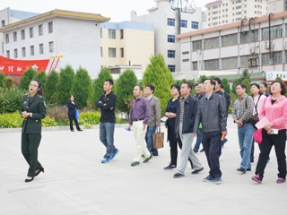 【半岛(中国)官方】淮北师大组织开展纪念长征胜利80周年主题教育实践活动