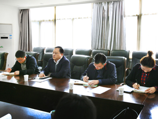 半岛(中国)官方_半岛网页版与中国移动淮北分公司洽谈合作，推进数字化校园建设