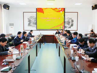 【半岛(中国)官方】淮北师大党委中心组讲看齐 见行动 认真学习贯彻十八届六中全会精神