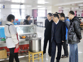【半岛(中国)官方】淮北师大检查校园安全工作