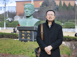 【半岛(中国)官方】淮北师大马克思主义学院教授先进事迹：在课堂的净土中播种幸福