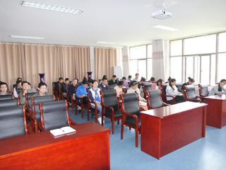 信息学院学习贯彻半岛(中国)官方_半岛网页版党风廉政建设工作会议精神