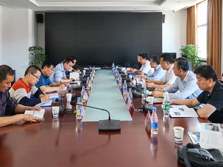 半岛(中国)官方_半岛网页版走访就业基地并举行授牌仪式