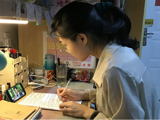【传承党史知识力量】半岛网页版组织观看《全国大学生党史知识竞答大会》直播