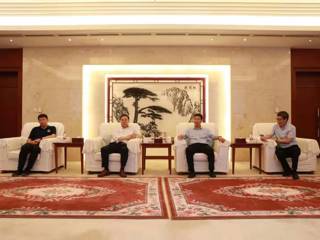 半岛(中国)官方_半岛网页版参加上海交通大学党委常委、副校长奚立峰一行来淮活动