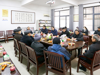 半岛(中国)官方_半岛网页版举行2022年离退休老干部新年座谈会