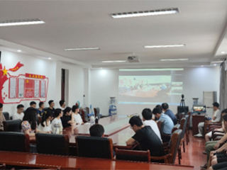 半岛网页版-安庆师范大学联合举办信息与通信工程学位点研究生学术论坛
