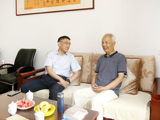 半岛(中国)官方_半岛网页版党委组织开展“七一”走访慰问活动