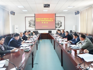 半岛(中国)官方报道我校“国培计划（2015）”教师培训团队积极推进置换脱产研修项目跟岗实践工作